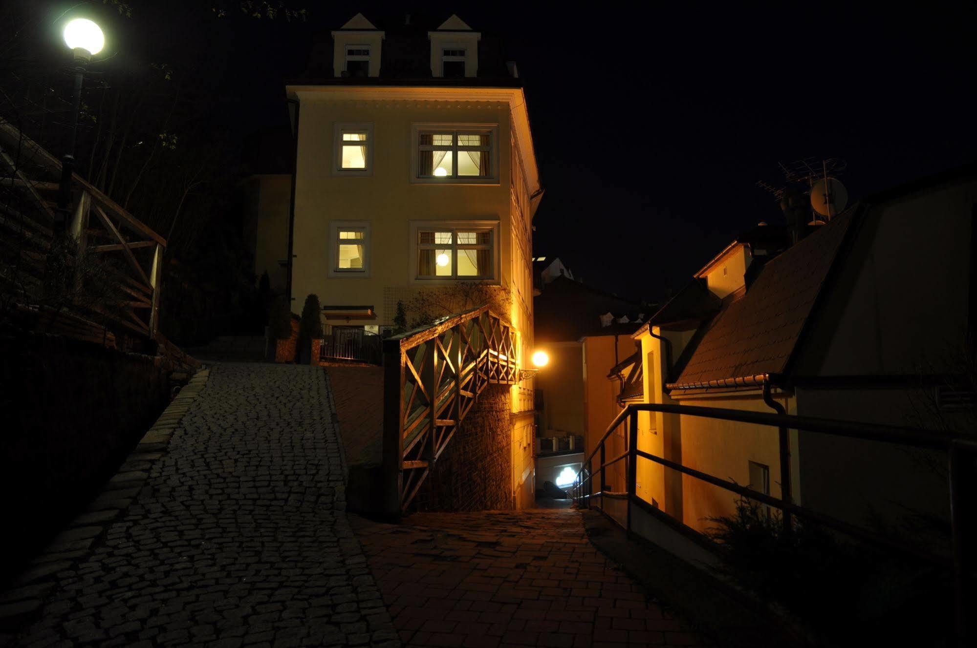 Festival Apartment Karlovy Vary Bagian luar foto