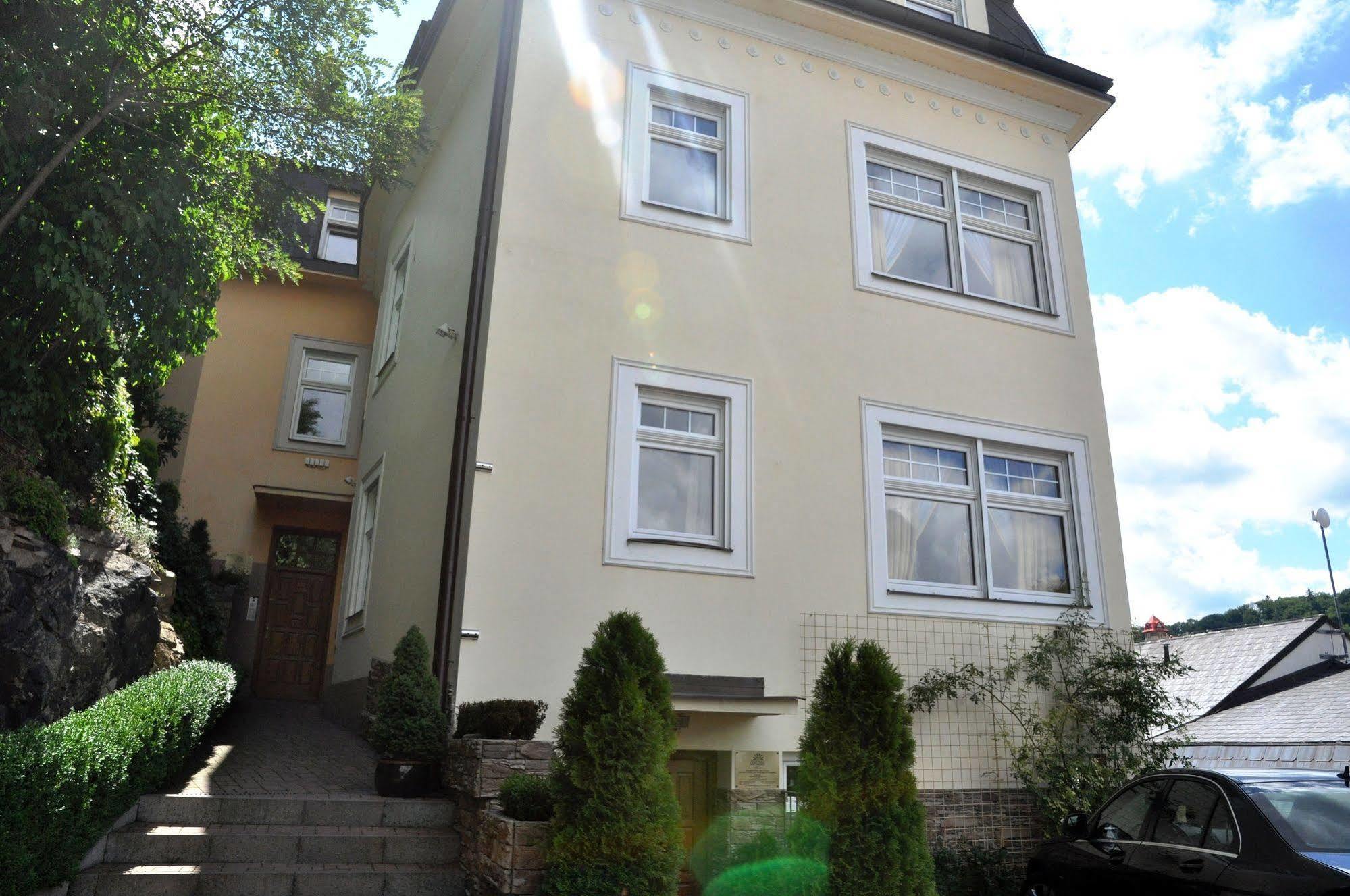 Festival Apartment Karlovy Vary Bagian luar foto